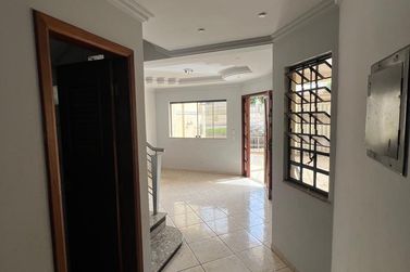 Casa para alugar - 100m&sup2; - Zona II