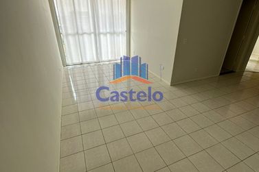 Apartamento &agrave; venda - 70m&sup2; - ZONA II