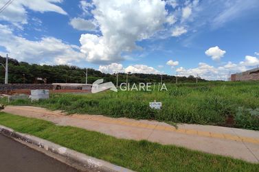 Terreno &agrave; venda - 348m&sup2; - JARDIM COOPAGRO