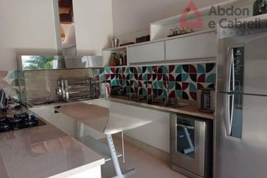 Casa &agrave; venda - 337m&sup2; - Jardim Veleiros