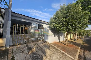 Casa &agrave; venda - 142m&sup2; - CONJUNTO RESIDENCIAL GUARANI