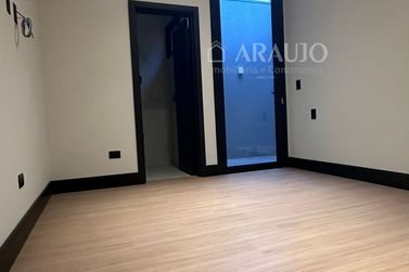 Casa &agrave; venda - 163m&sup2; - Paysage Unique Condom&iacute;nio