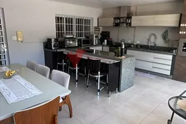 Sobrado &agrave; venda - ZONA I