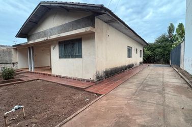 Casa &agrave; venda - 490m&sup2; - Zona II