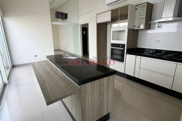 Casa &agrave; venda - 180m&sup2; - JARDIM ALPHAVILE