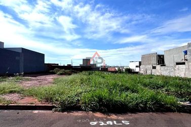 Terreno &agrave; venda - 240m&sup2; - Parque Residencial Metropolitano