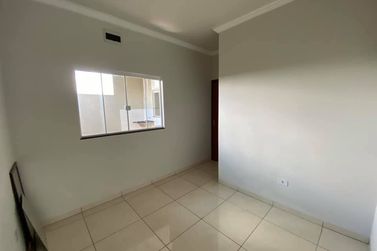 Casa &agrave; venda - 80m&sup2; - Jardim Sakai