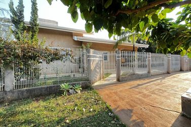 Ch&aacute;cara &agrave; venda - 444m&sup2; - ELISA