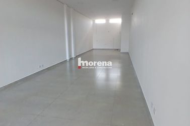 Sal&atilde;o Comercial para alugar - 70m&sup2; - Zona V