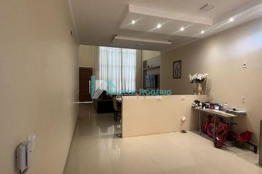 Casa &agrave; venda - 200m&sup2; - Jardim Flamboyant