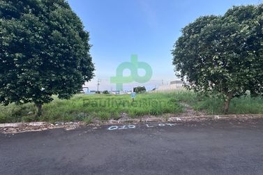 Terreno &agrave; venda - 220m&sup2; - PARQUE RESIDENCIAL METROPOLITANO