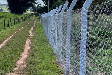 Ch&aacute;cara &agrave; venda - 400m&sup2; - Gleba Figueira