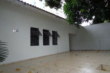 Casa &agrave; venda - 300m&sup2; - Zona 1