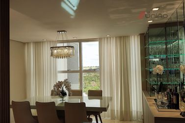 Apartamento &agrave; venda - 200m&sup2; - Zona I