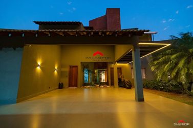 Sobrado &agrave; venda - 305m&sup2; - Zona VII