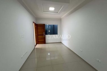 Casa &agrave; venda - 115m&sup2; - Jardim Novo Mil&ecirc;nio