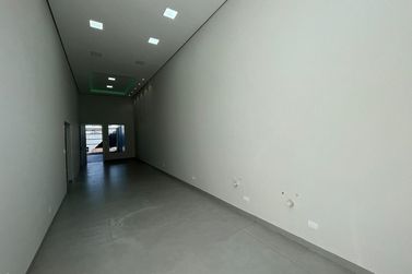 Casa &agrave; venda - 214m&sup2; - Jardim Imigrantes II