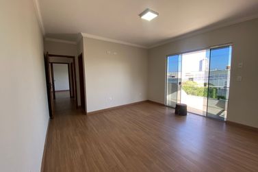 Casa &agrave; venda - 218m&sup2; - ZONA I-A