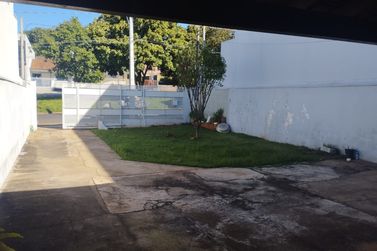 Casa &agrave; venda - 60m&sup2; - Zona V