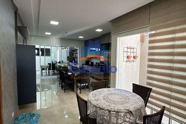 Casa &agrave; venda - 200m&sup2; - Condominio Residencial Ecoville