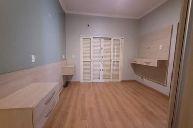 Casa &agrave; venda - 347m&sup2; - Zona VII