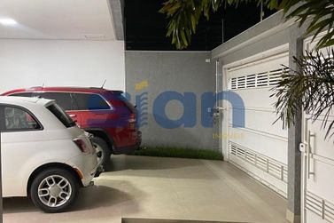 Casa &agrave; venda - 270m&sup2; - Jardim Alphavile