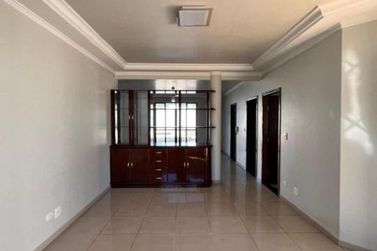 Casa &agrave; venda - 334m&sup2; - Jardim Lisboa