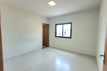 Casa &agrave; venda - 81m&sup2; - Zona V