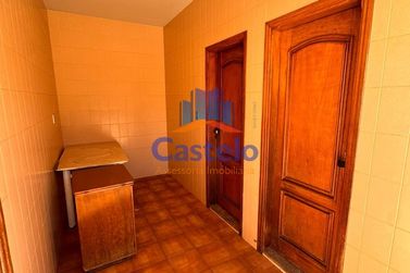 Casa para alugar - 310m&sup2; - ZONA II