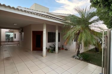 Casa &agrave; venda - 345m&sup2; - Jardim Tamoio