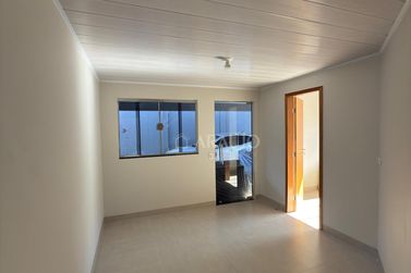 Casa &agrave; venda - 250m&sup2; - Jardim Uni&atilde;o