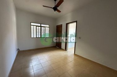 Casa para alugar - Zona V