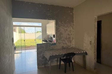 Casa &agrave; venda - 100m&sup2; - ZONA IV