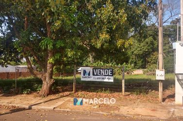 Terreno &agrave; venda - 645m&sup2; - Zona III