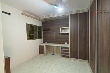 Casa para alugar - 185m&sup2; - Parque Bandeirantes