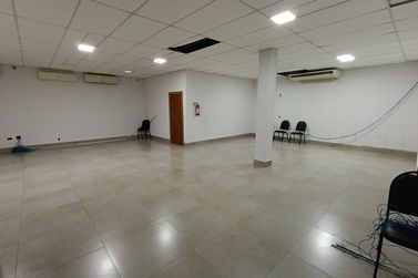 Sala Comercial para alugar - 276m&sup2; - ZONA I