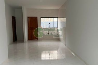 Casa &agrave; venda - 52m&sup2; - Jardim Santiago