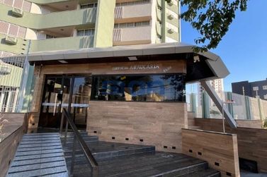 Apartamento para alugar - 378m&sup2; - Zona III