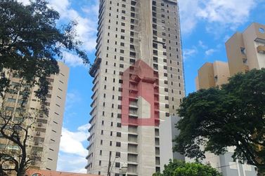 Apartamento &agrave; venda - 156m&sup2; - Zona I