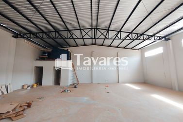 Sal&atilde;o Comercial &agrave; venda - 300m&sup2; - Jardim dos Pioneiros II