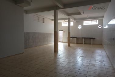 Sal&atilde;o Comercial para alugar - 87m&sup2; - Jardim Iguacu