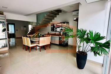 Sobrado &agrave; venda - 274m&sup2; - Jardim Pioneiros II