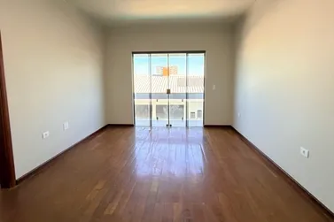 Sobrado &agrave; venda - 376m&sup2; - Zona I