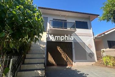 Casa &agrave; venda - 170m&sup2; - Centro