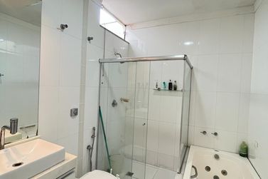 Sobrado &agrave; venda - 321m&sup2; - Zona VI