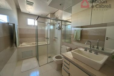 Apartamento para alugar - 100m&sup2; - Zona I