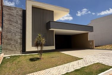 Casa &agrave; venda - 155m&sup2; - Paysage Essenza Condom&iacute;nio
