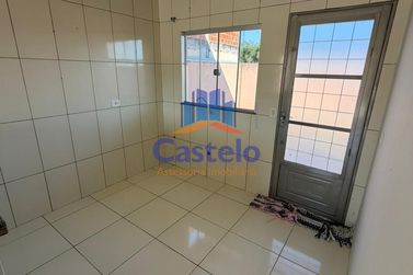 Casa &agrave; venda - 49m&sup2; - PARQUE RESIDENCIAL VIENA III