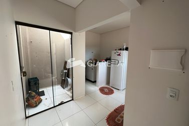 Casa &agrave; venda - 50m&sup2; - JARDIM PINHEIRINHO