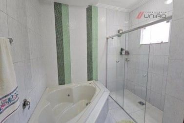 Casa &agrave; venda - 292m&sup2; - Zona III